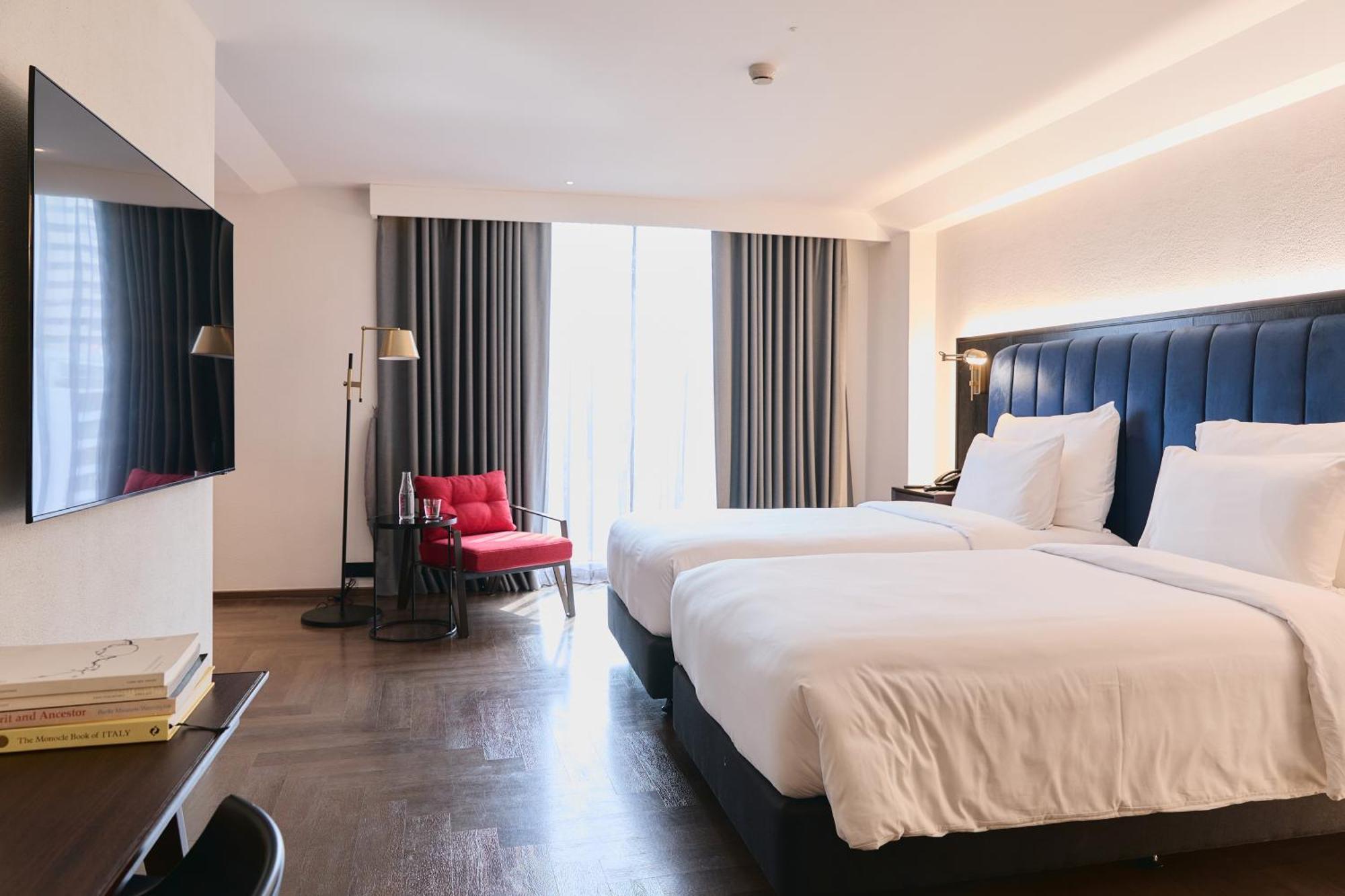 Public House Bangkok, A Member Of Design Hotel Bangkok